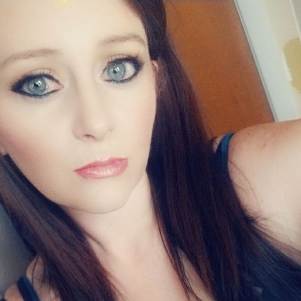 Meet your Posher, Carla